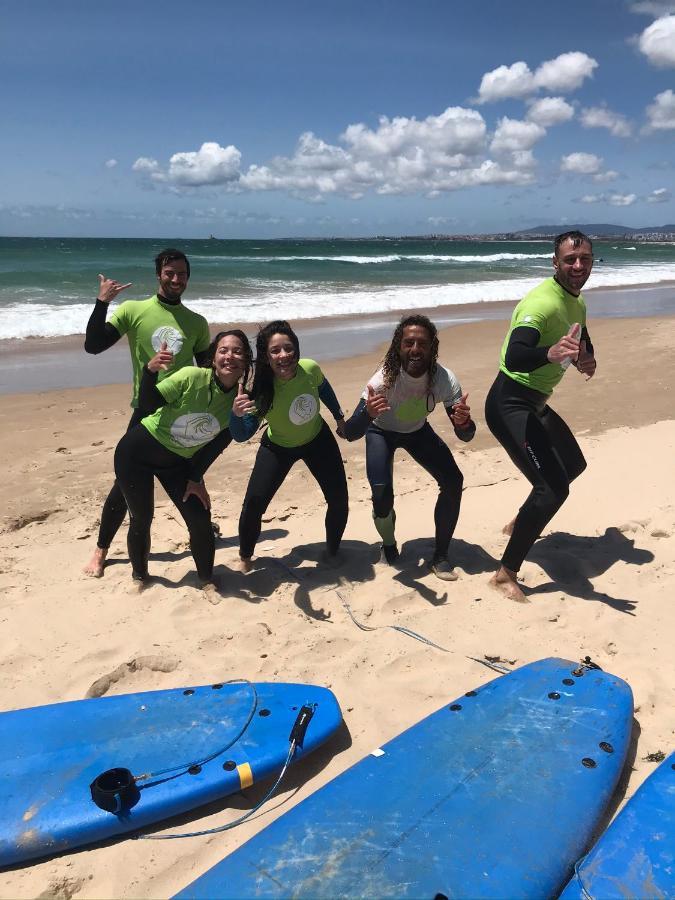 Getwet Surfcamp II Pansiyon Costa da Caparica Dış mekan fotoğraf